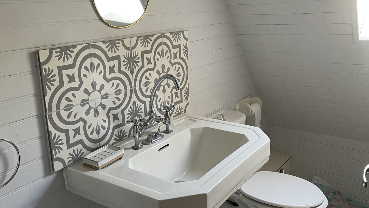 Photo of Bathroom in Issac
