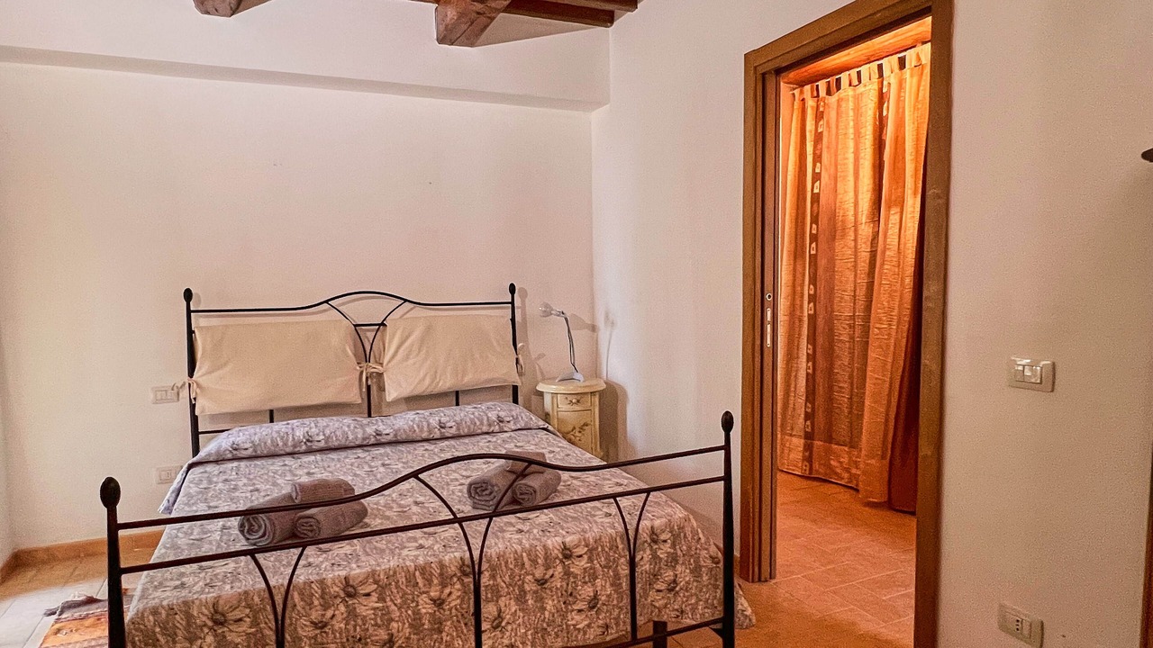 Photo of Bedroom in Saturnia