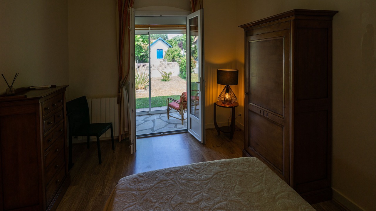 Photo of Bedroom in Lanton