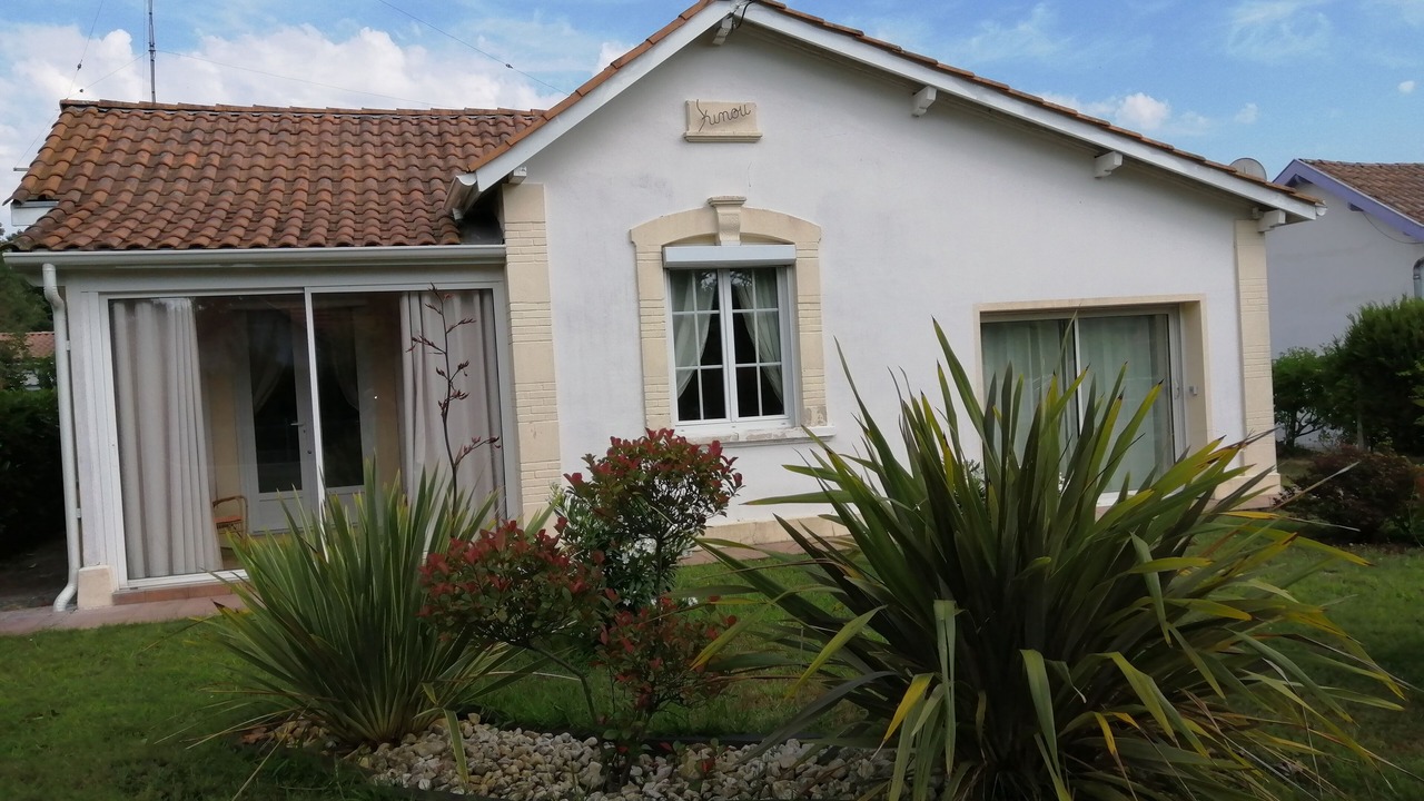 Photo of Outdoor in Lanton