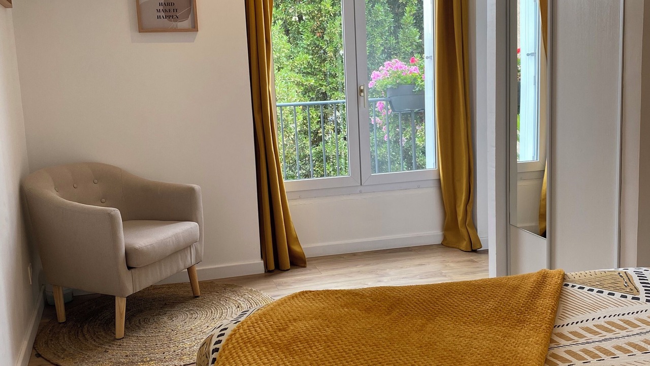 Photo of Bedroom in Poitiers