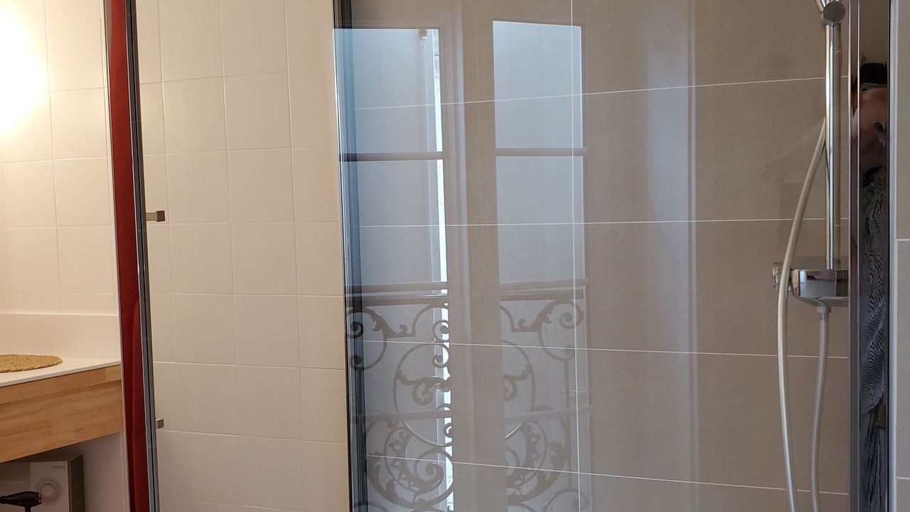 Photo of Bathroom in Cognac