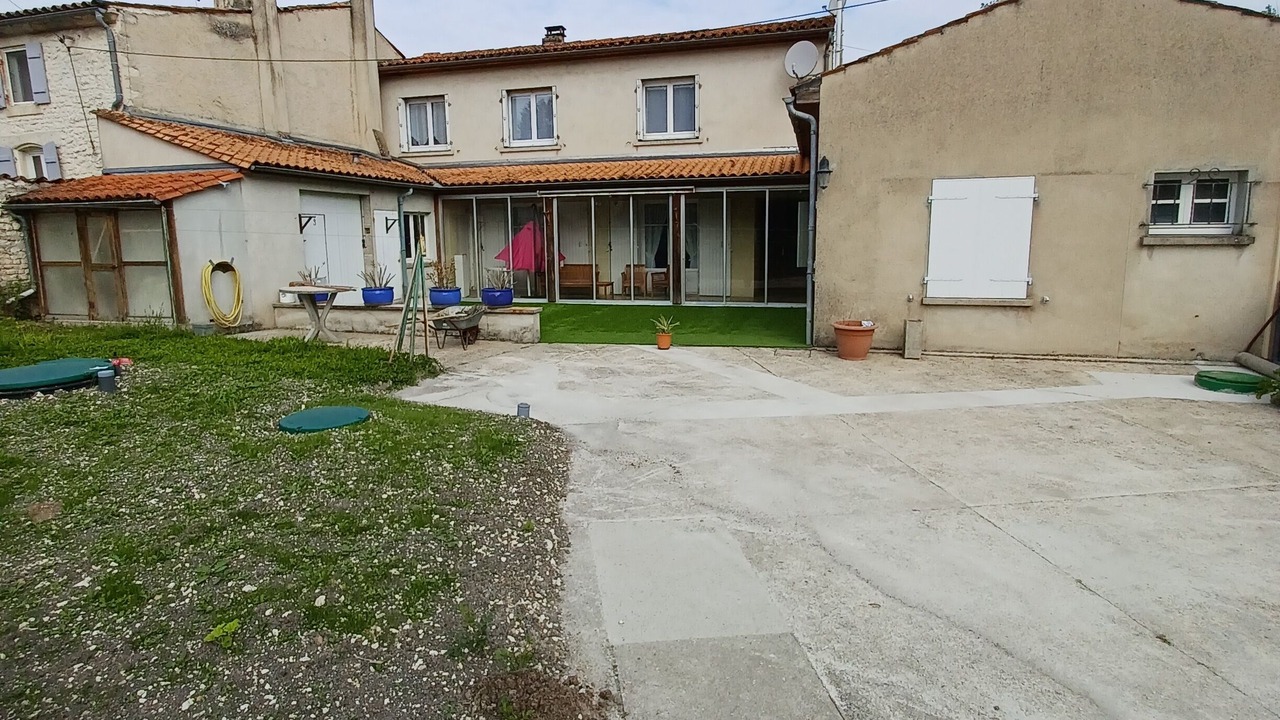 Photo of Outdoor in Celles