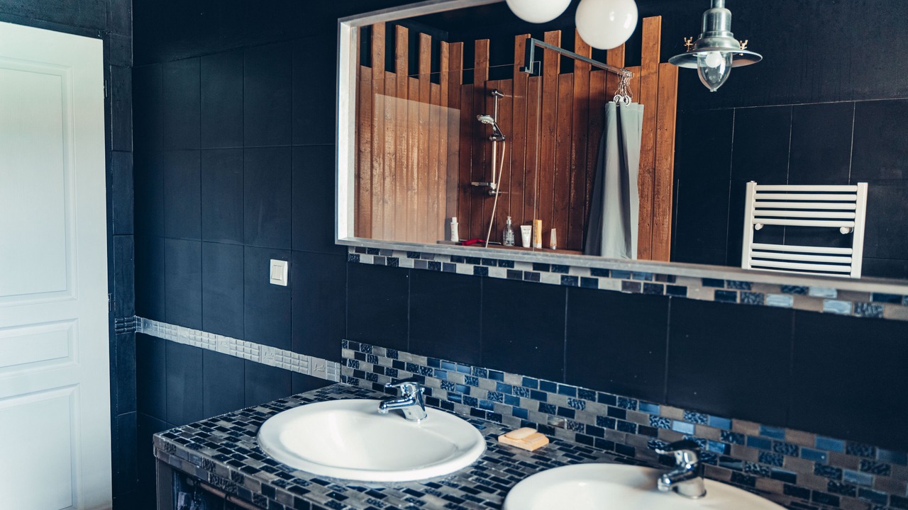 Photo of Bathroom in Mezos