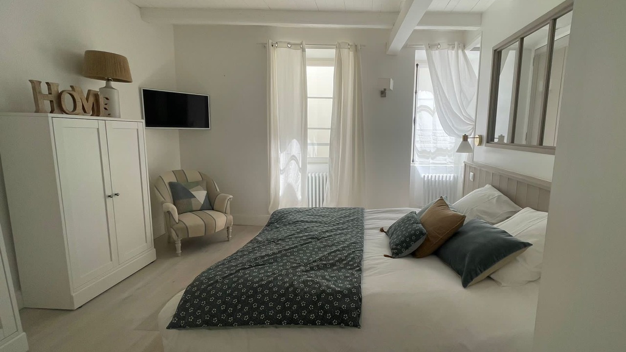 Photo of Bedroom in Ars-en-Re