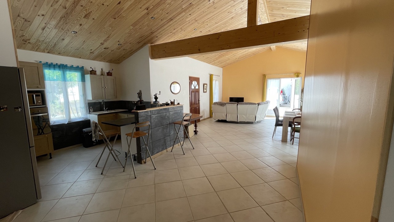 Photo of Livingroom in Cheray