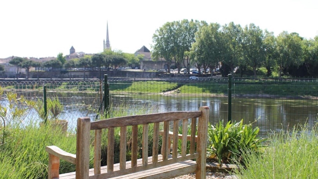 Photo of Outdoor in Port-Sainte-Foy-et-Ponchapt