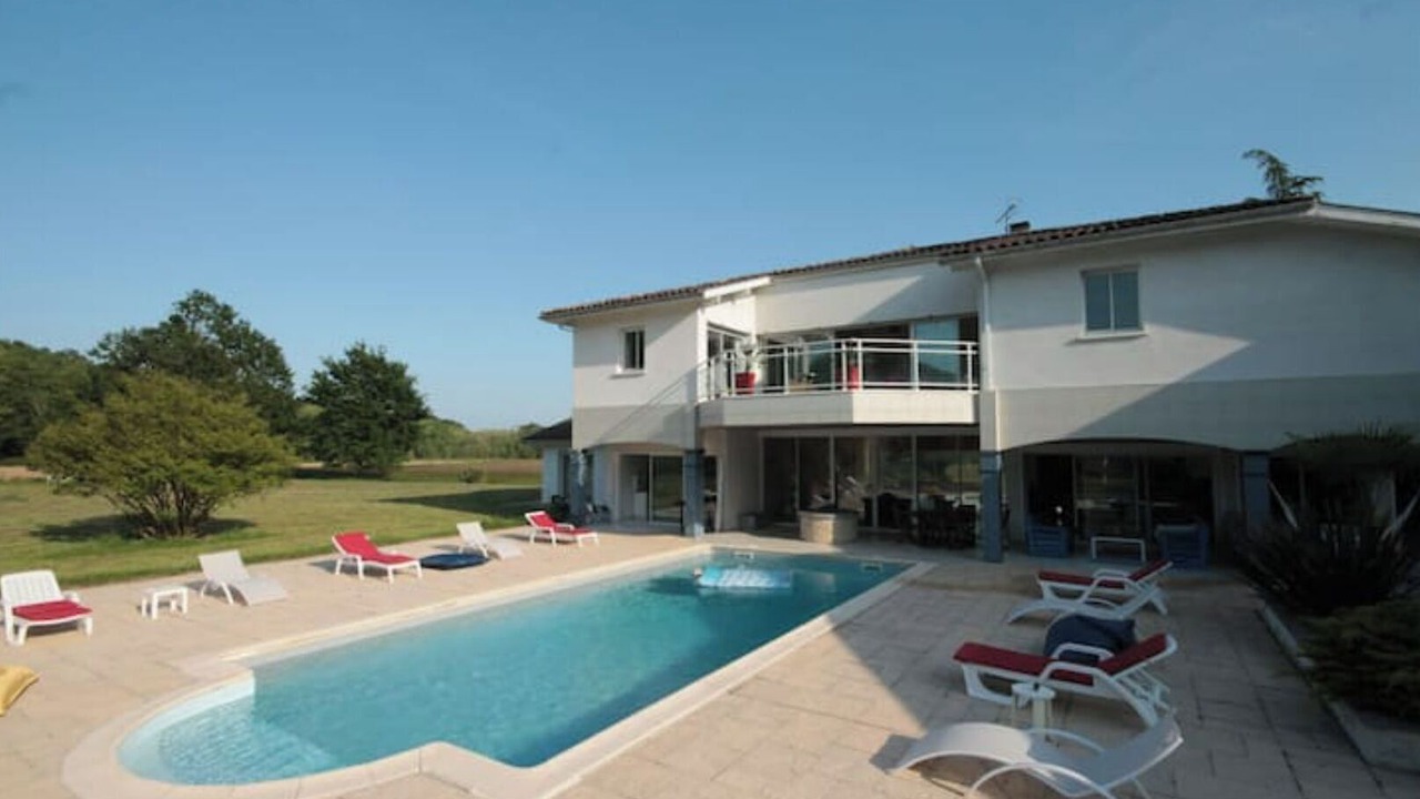Photo of Outdoor in Saint-Laurent-de-Gosse