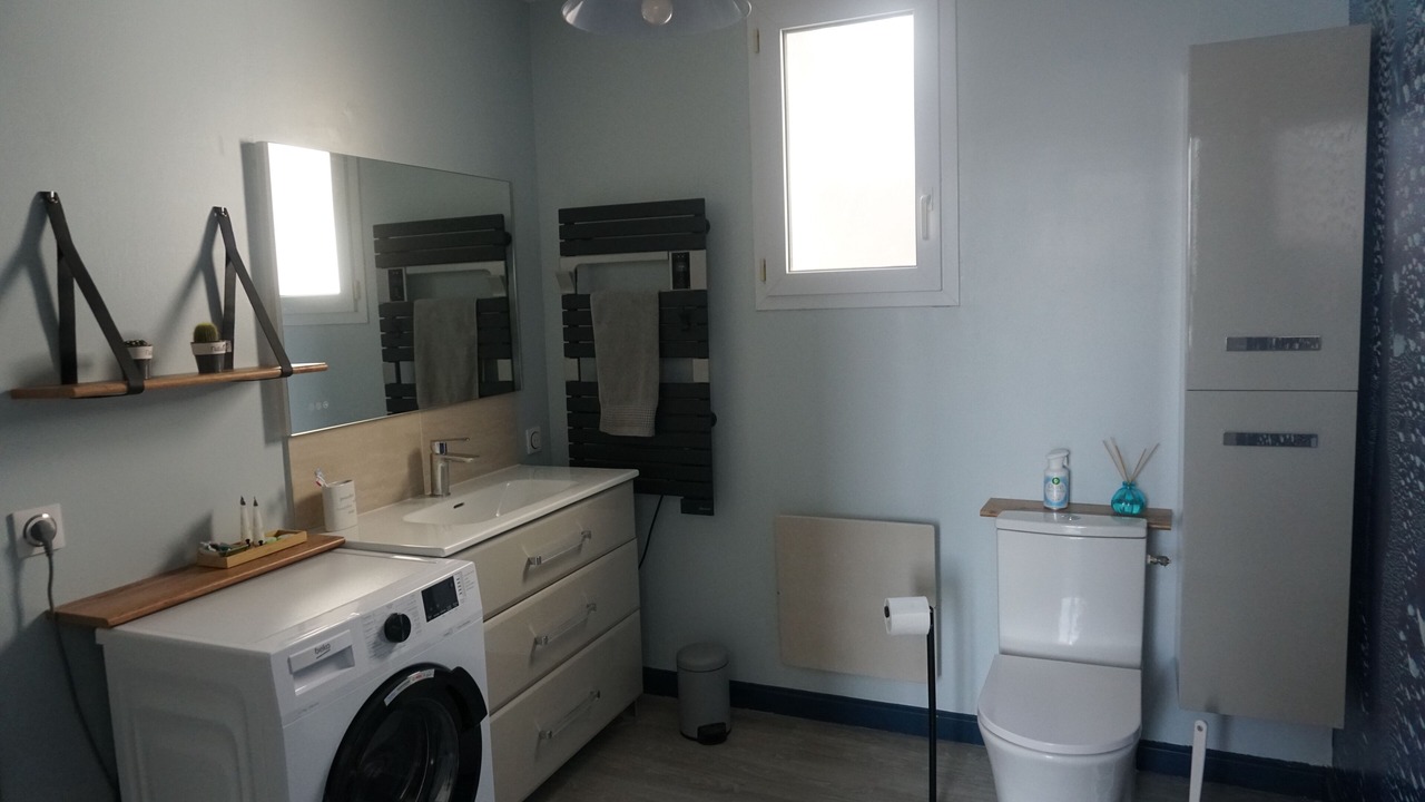 Photo of Bathroom in Marans