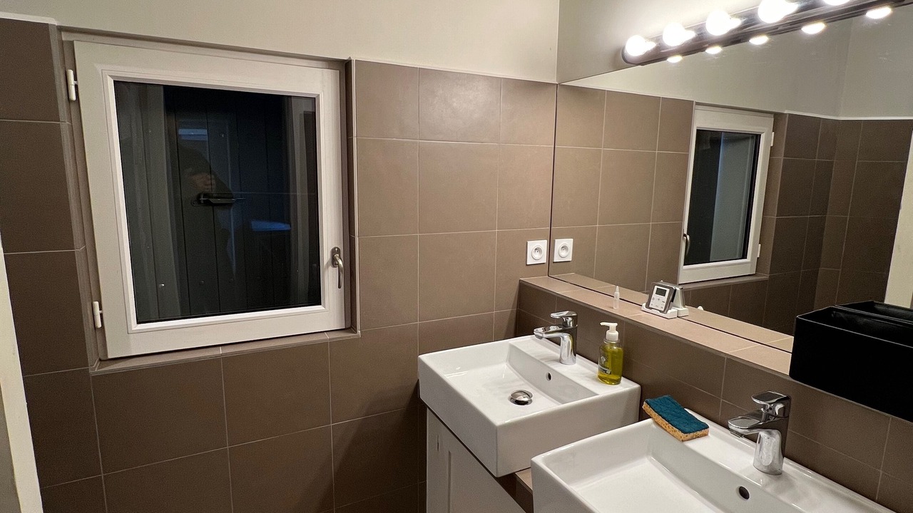 Photo of Bathroom in Les Portes-en-Re