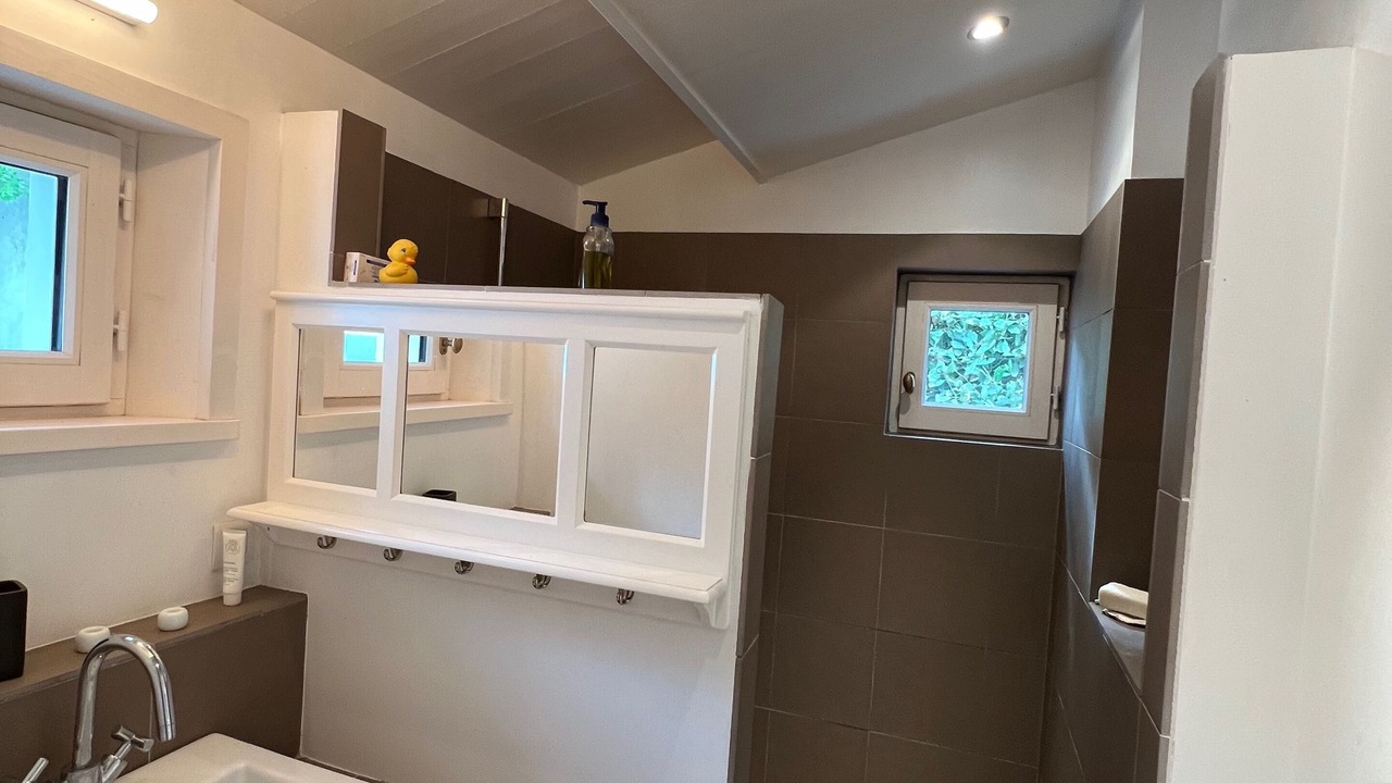 Photo of Bathroom in Les Portes-en-Re
