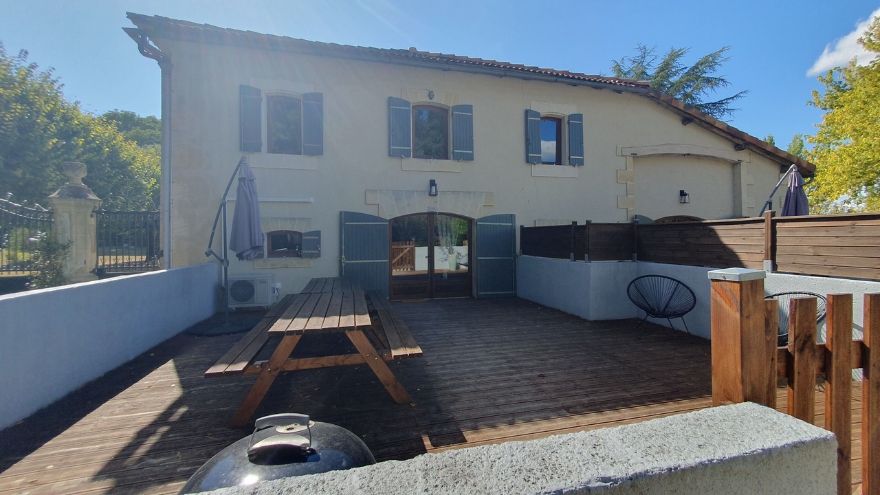 Photo of Outdoor in Chaunac