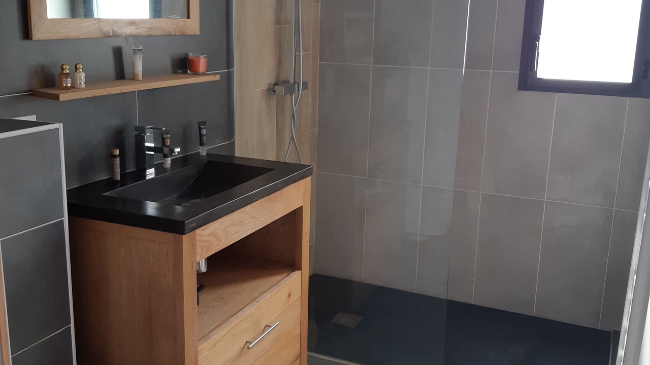 Photo of Bathroom in Etaules