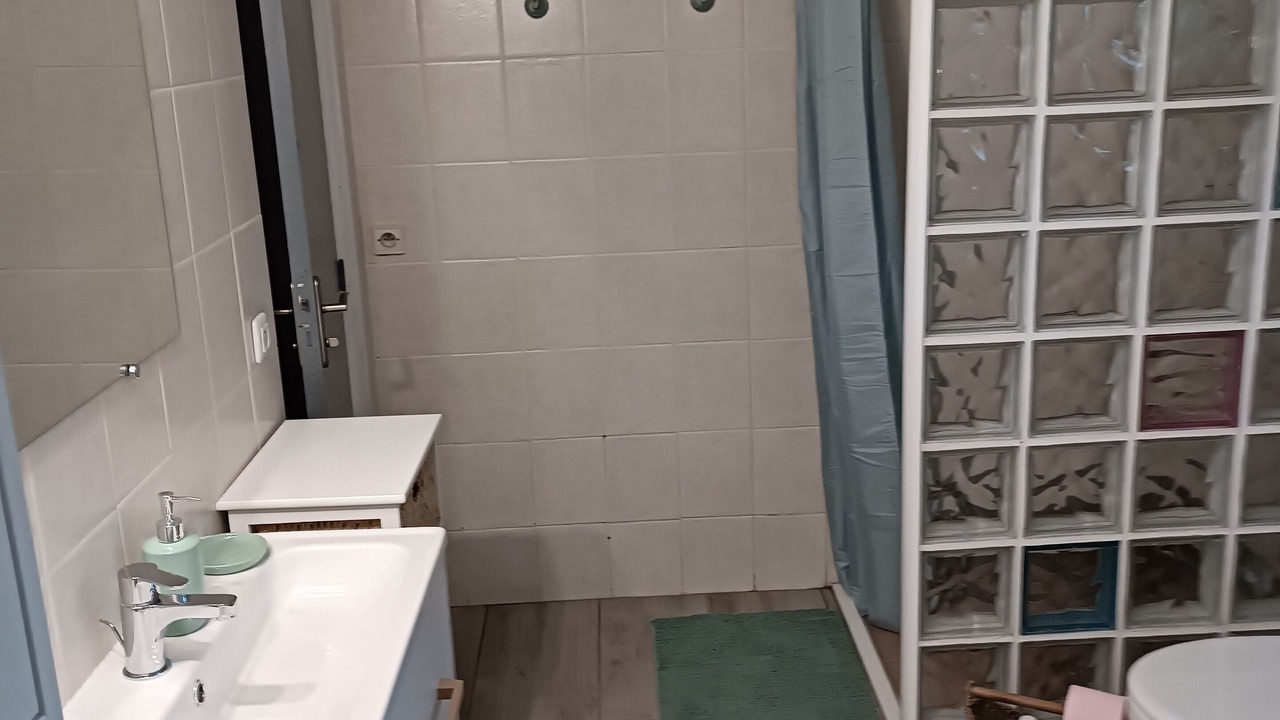 Photo of Bathroom in Saint-Michel-Escalus