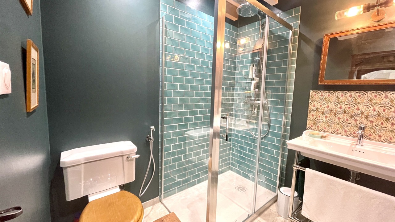 Photo of Bathroom in Saint-Sernin