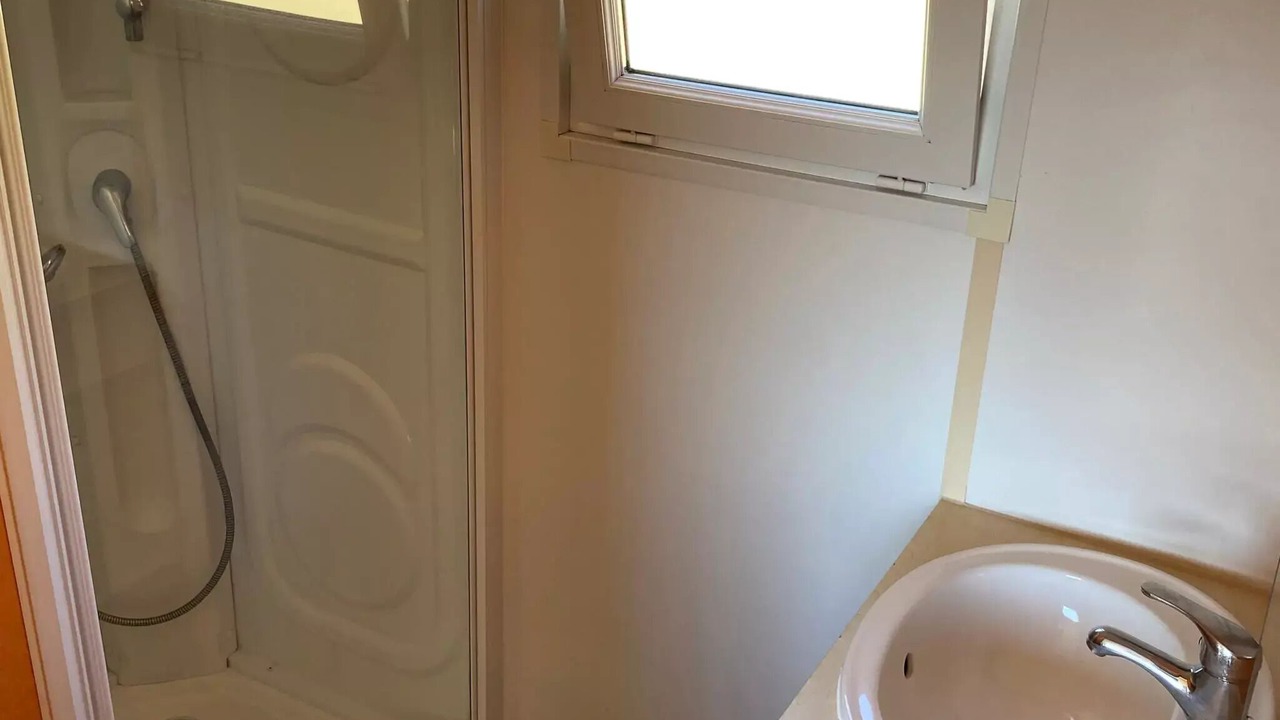 Photo of Bathroom in Rouffignac-Saint-Cernin-de-Reilhac