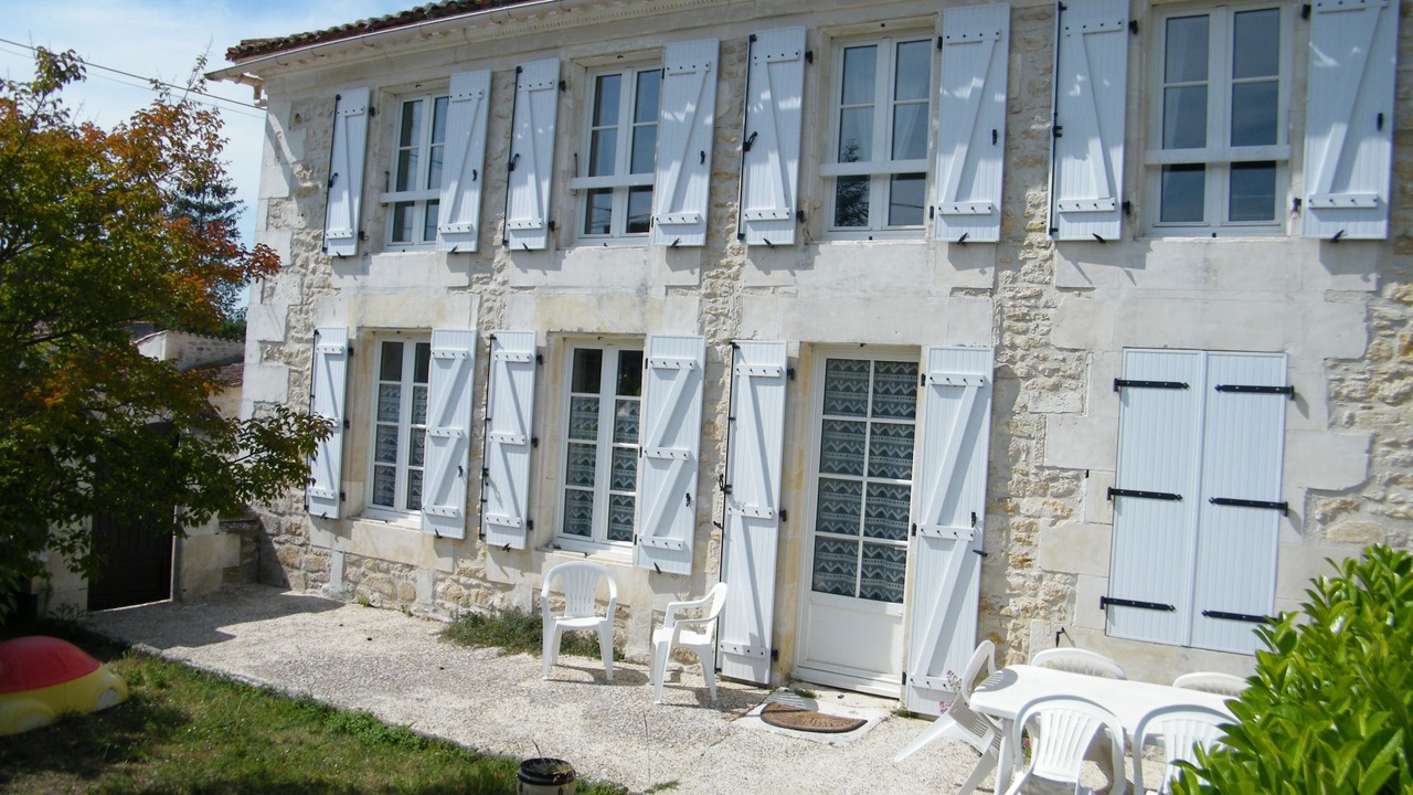 Photo of Outdoor in Montpellier de Medillan