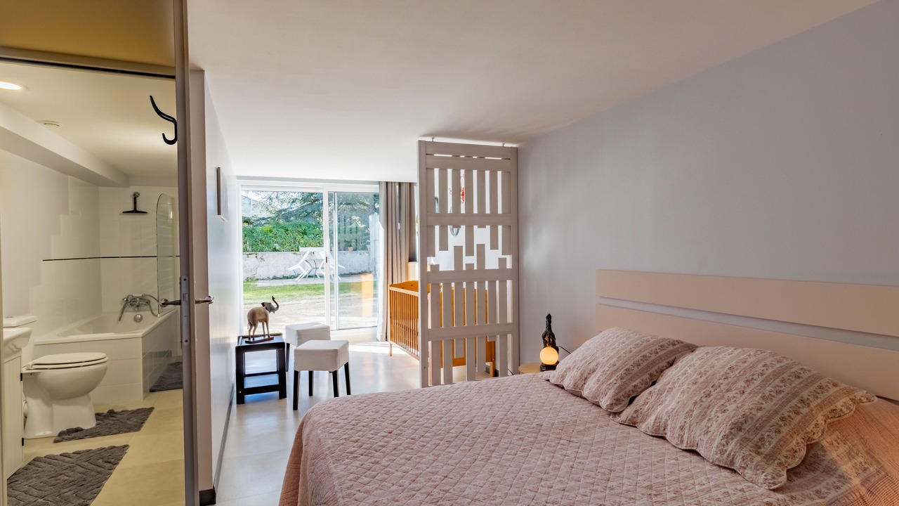 Photo of Bedroom in Le Fleix