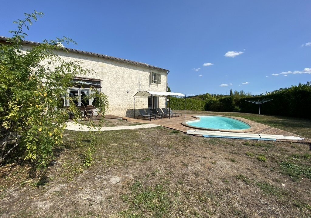 Photo of Outdoor in Chalais