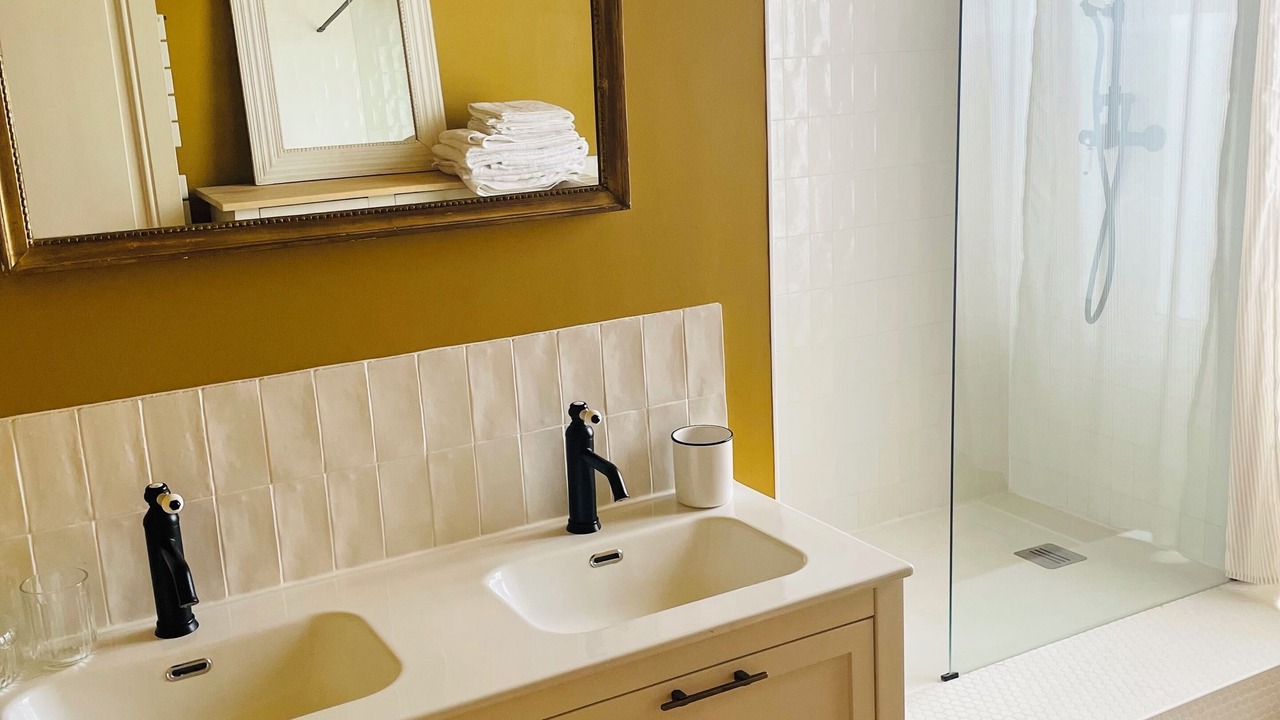 Photo of Bathroom in Perigueux