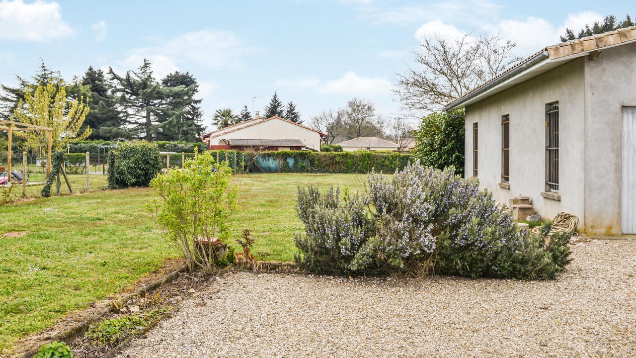 Photo of Outdoor in Coutras
