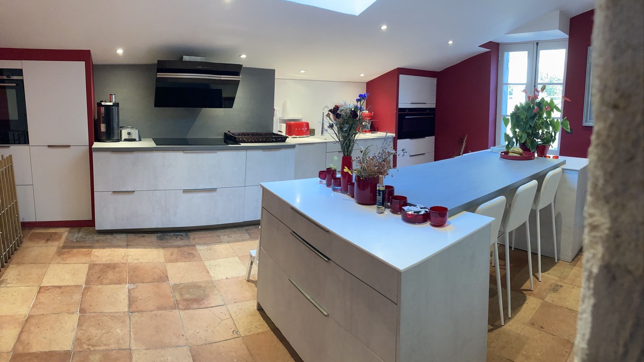Photo of Kitchen in Saint-Sulpice-et-Cameyrac