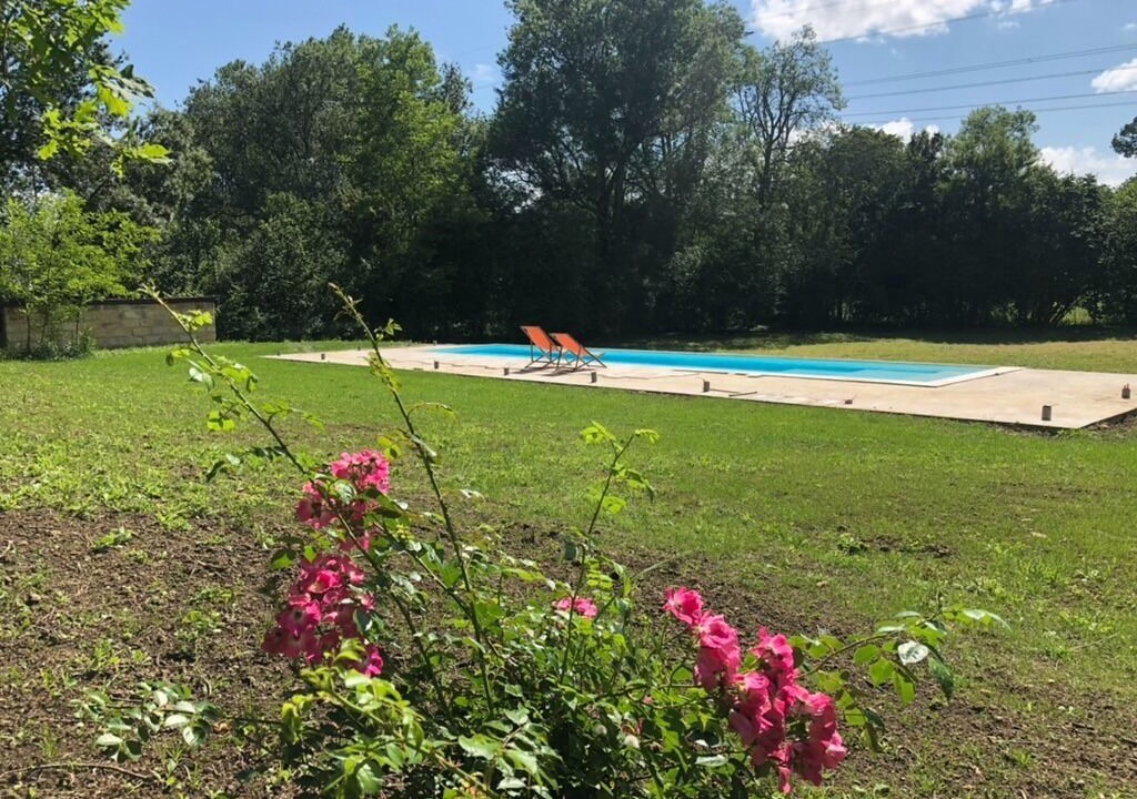 Photo of Outdoor in Saint-Sulpice-et-Cameyrac