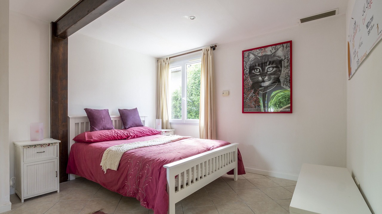 Photo of Bedroom in Miramont-de-Guyenne