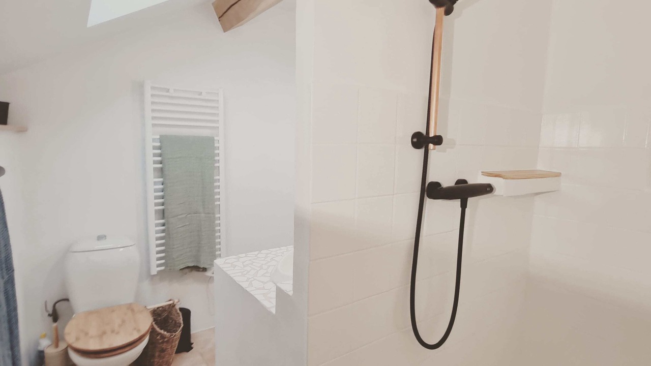Photo of Bathroom in Sainte-Foy-de-Belves