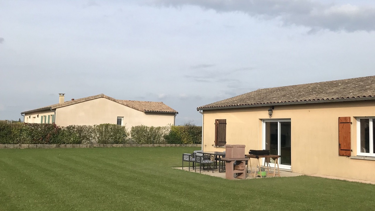 Photo of Patio Balcony in Vivonne