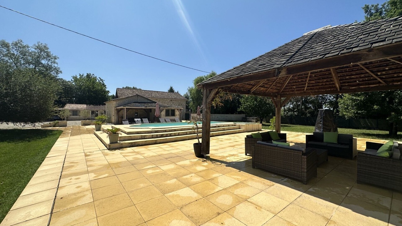Photo of Outdoor in Bournel