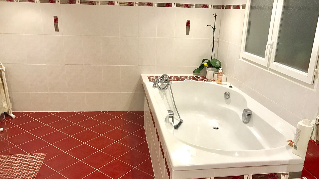 Photo of Bathroom in La Brede