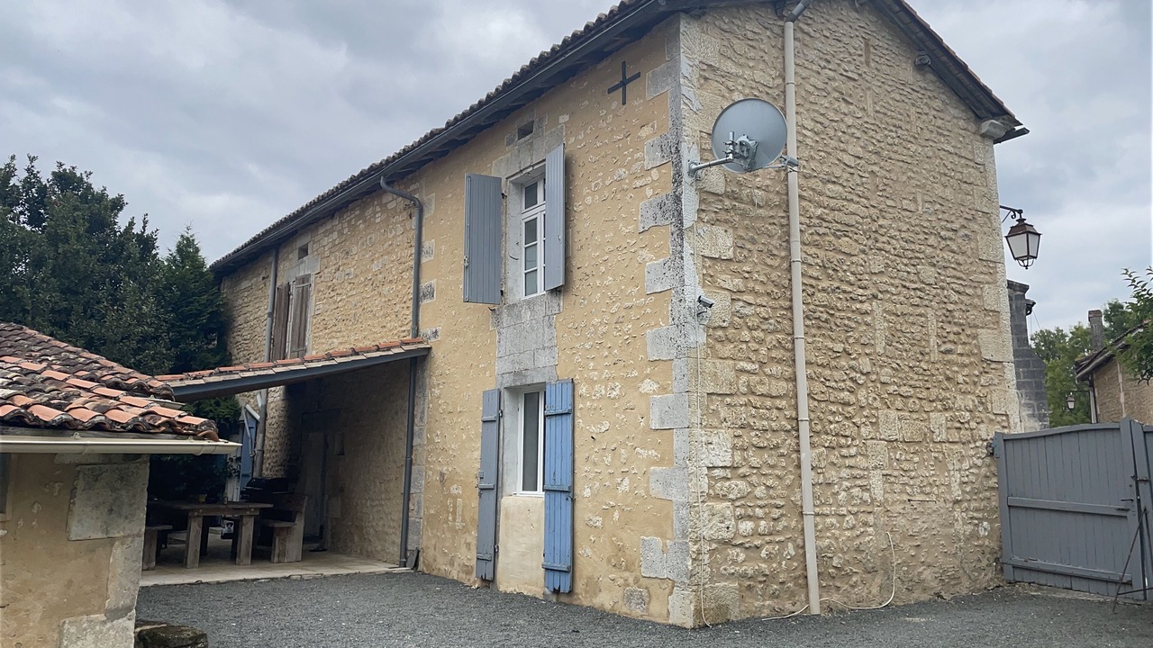 Photo of Outdoor in Combiers