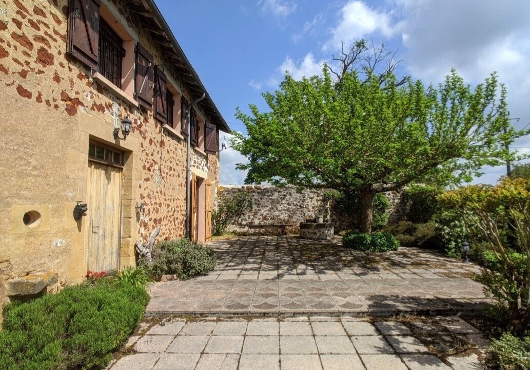 Photo of Outdoor in Availles-Limouzine