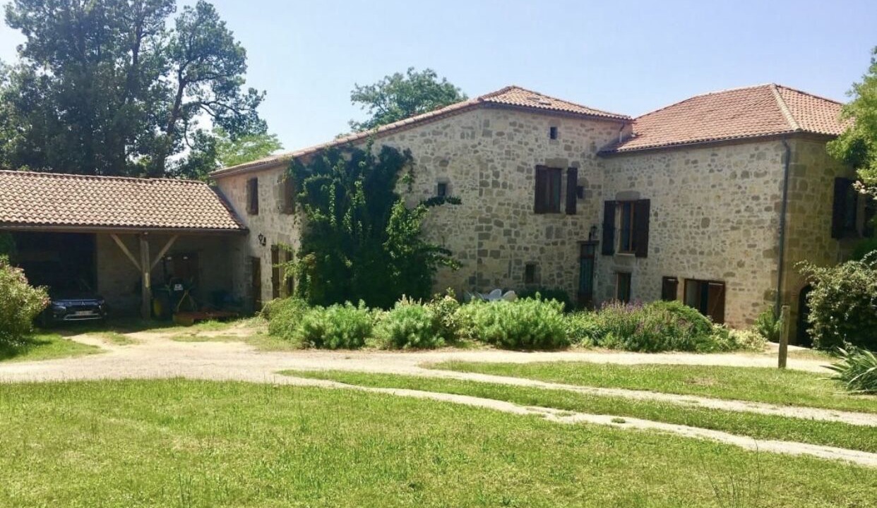 Photo of Outdoor in Clermont-Dessous