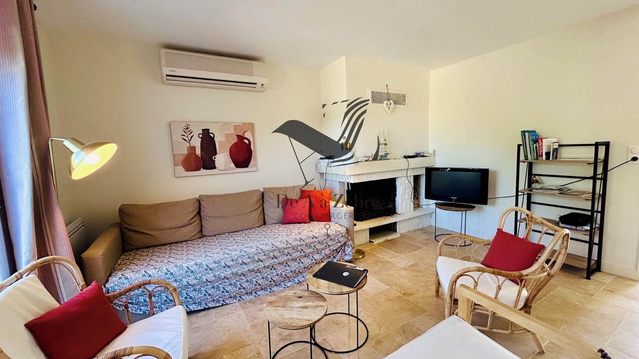 Photo of Livingroom in Port-des-Barques
