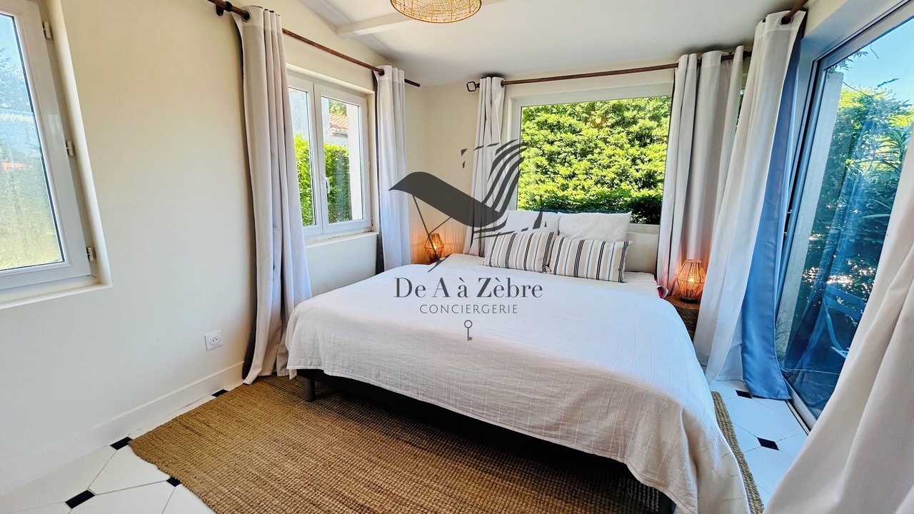 Photo of Bedroom in Port-des-Barques