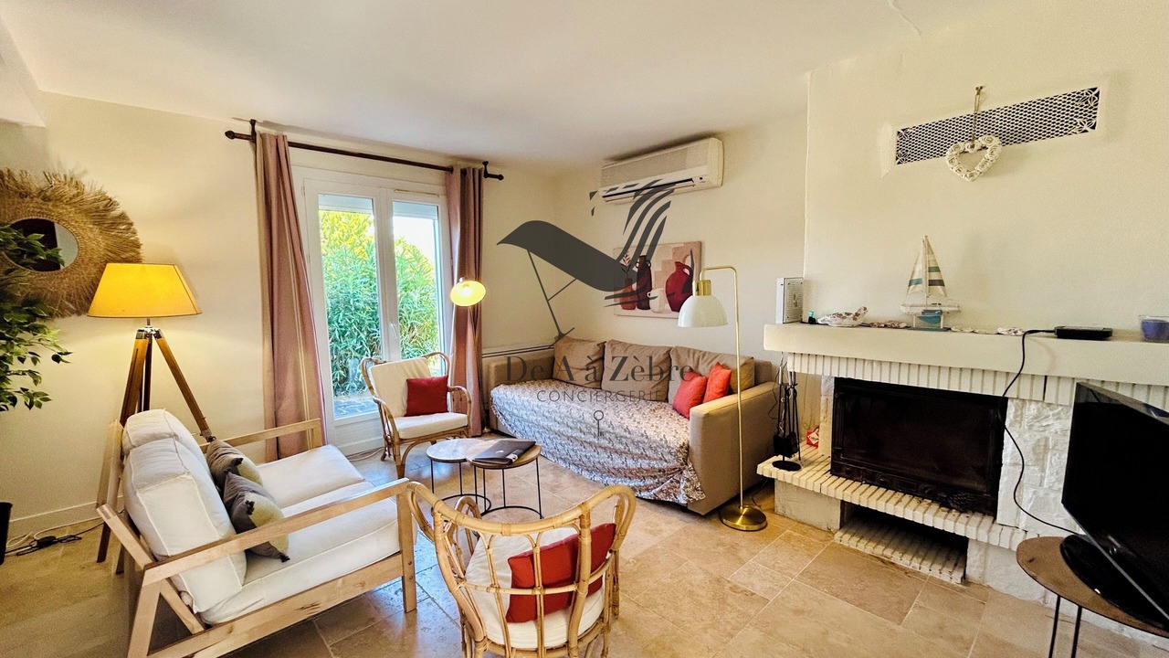 Photo of Livingroom in Port-des-Barques