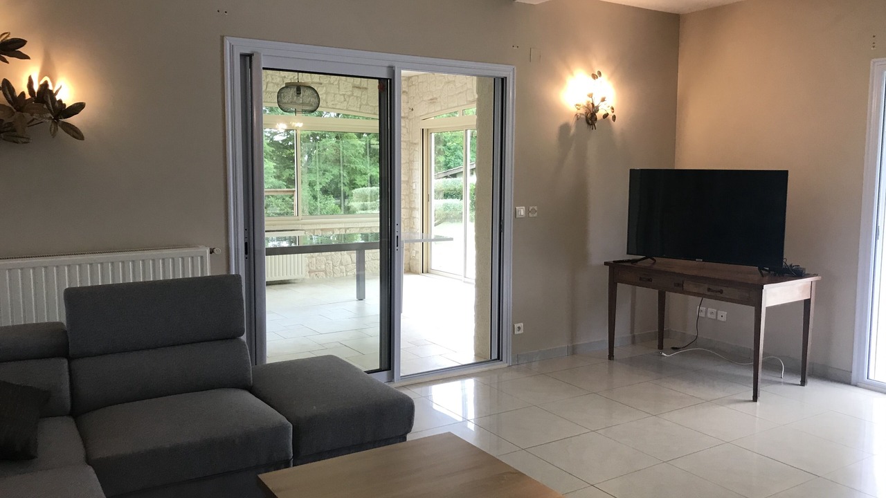 Photo of Livingroom in Saint-Barthelemy-dAgenais