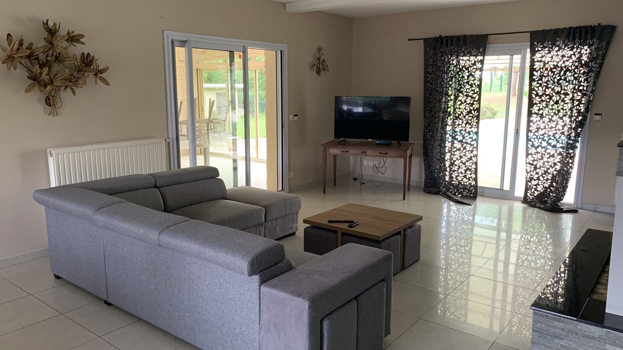 Photo of Livingroom in Saint-Barthelemy-dAgenais