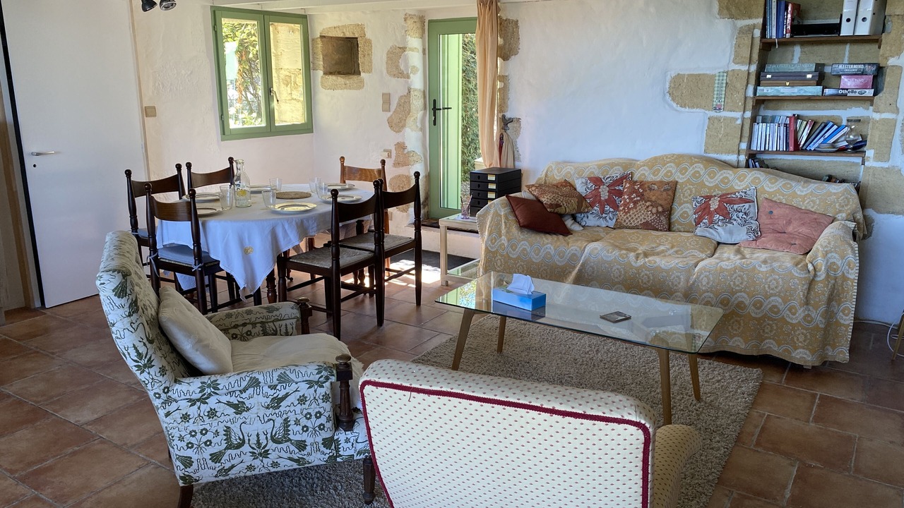Photo of Livingroom in Puisseguin