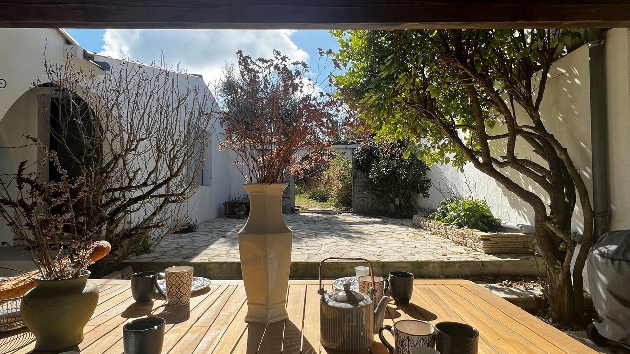 Photo of Outdoor in Ars-en-Re