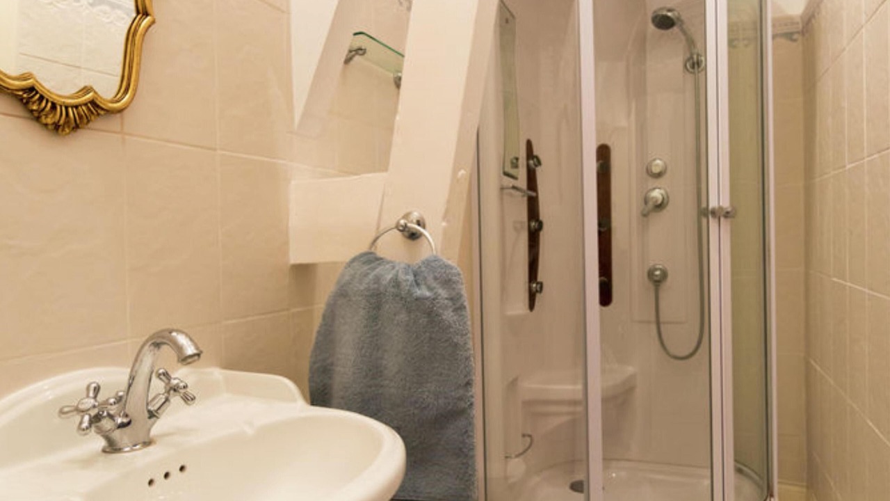 Photo of Bathroom in Brouchaud
