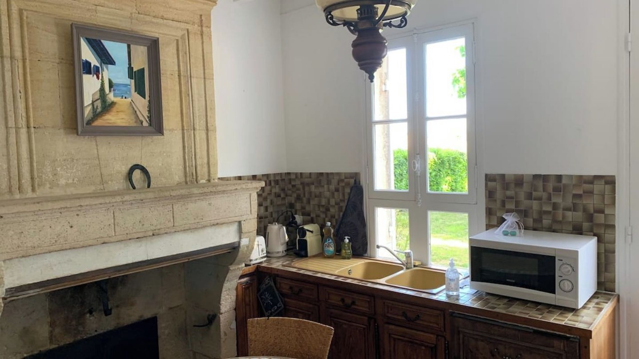 Photo of Kitchen in Saint-Magne-de-Castillon