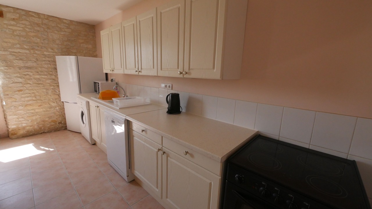 Photo of Kitchen in Saint-Hilaire-de-Villefranche