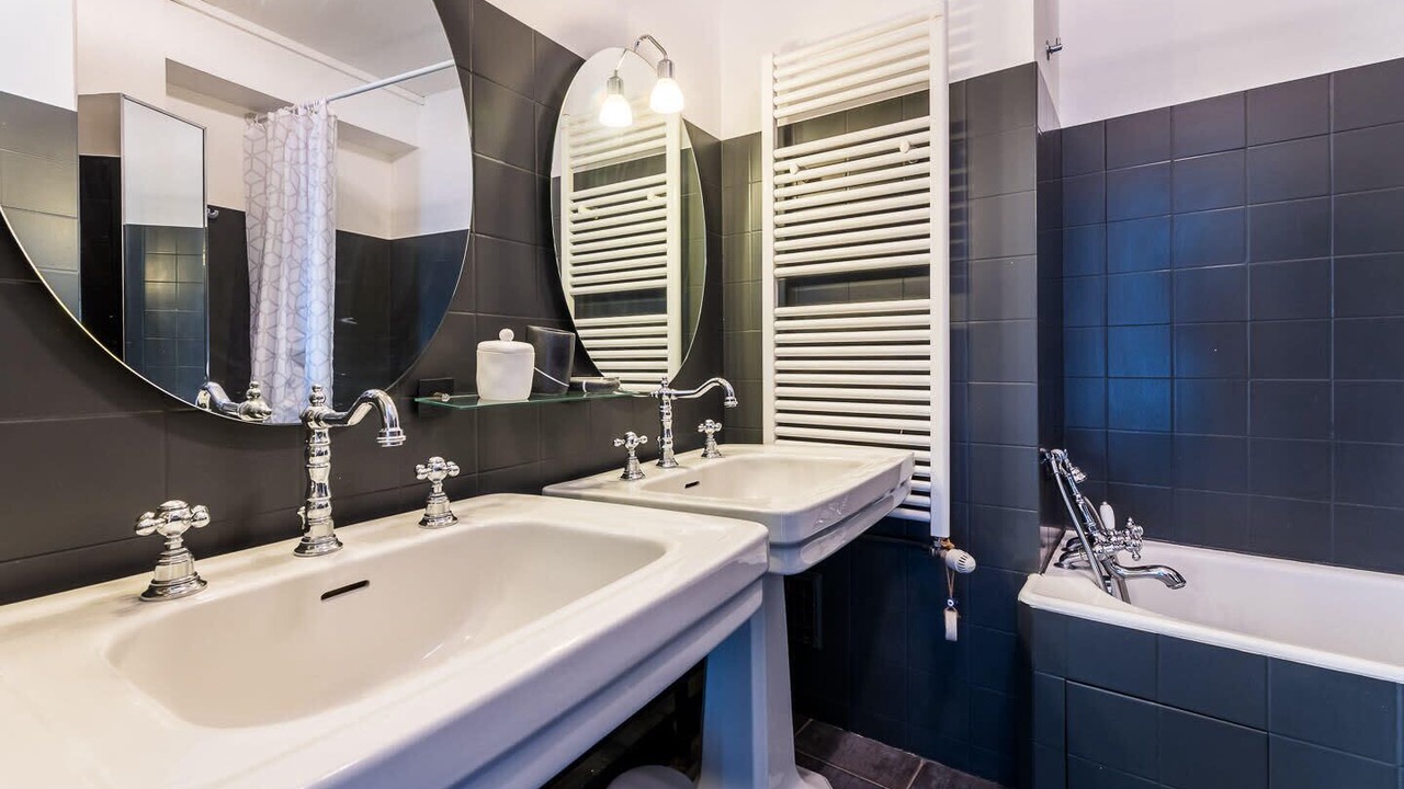 Photo of Bathroom in Biarritz City Centre