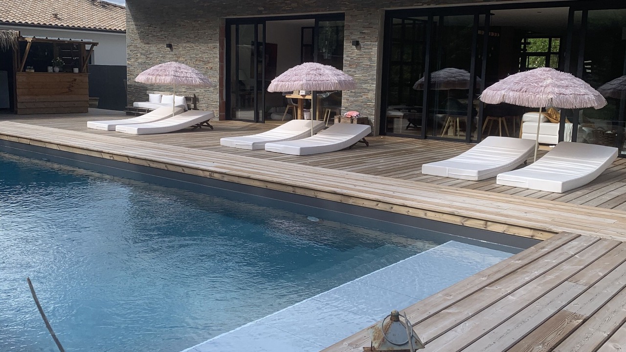 Photo of Outdoor in Leognan