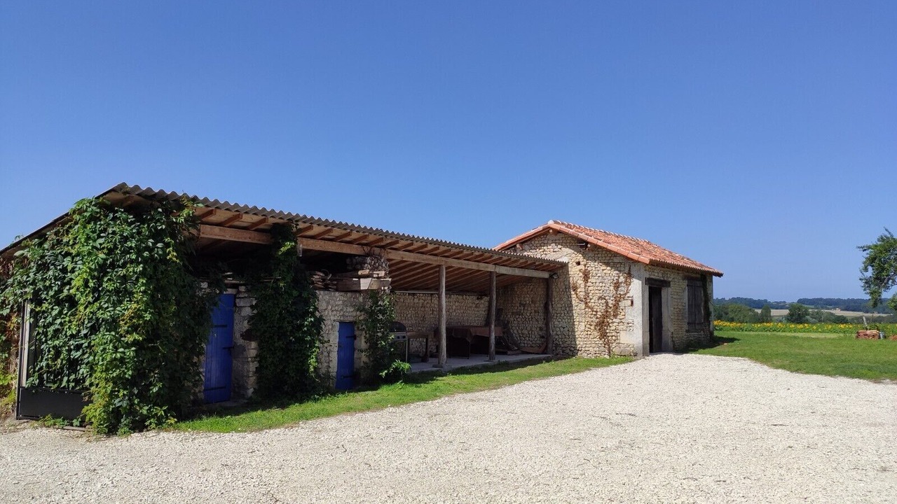 Photo of Outdoor in Bors de Montmoreau