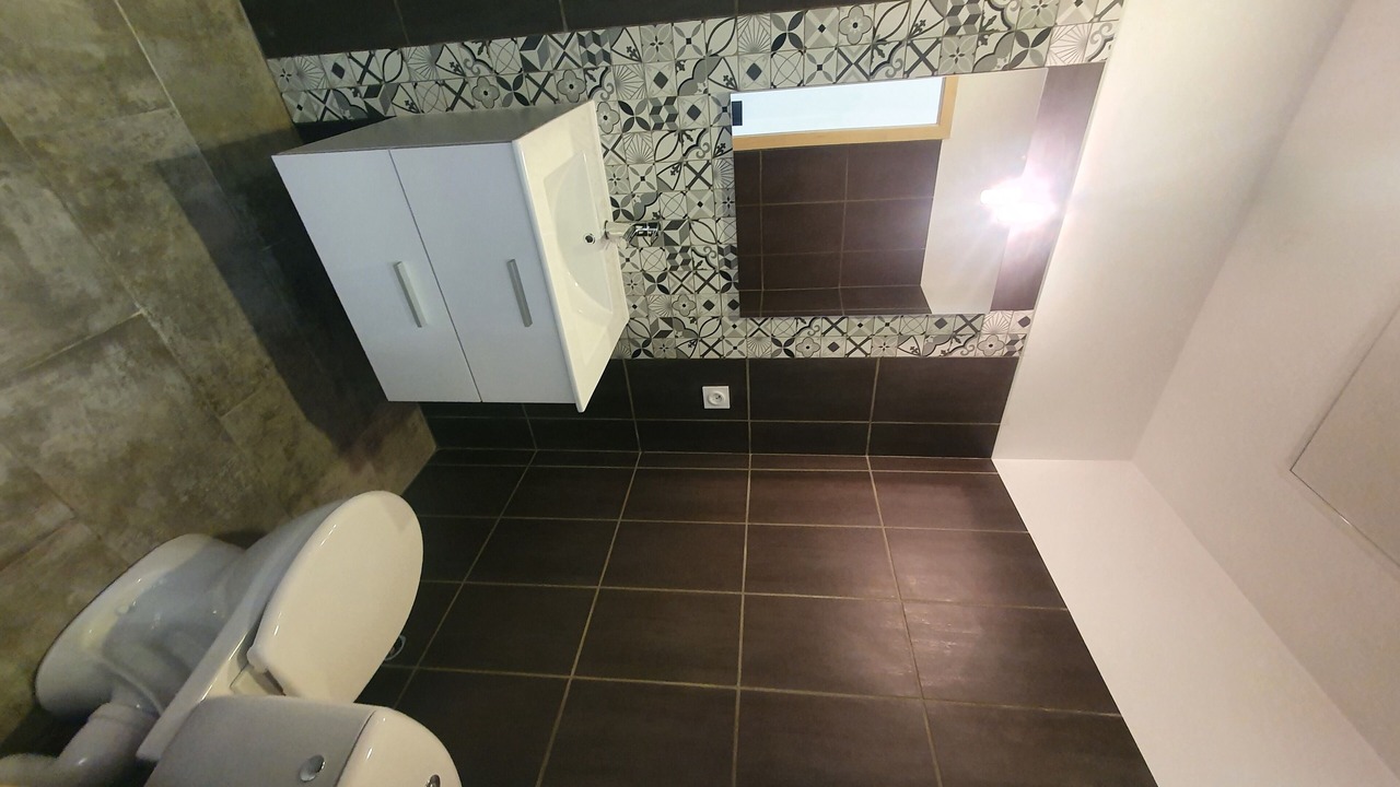 Photo of Bathroom in Lamarque