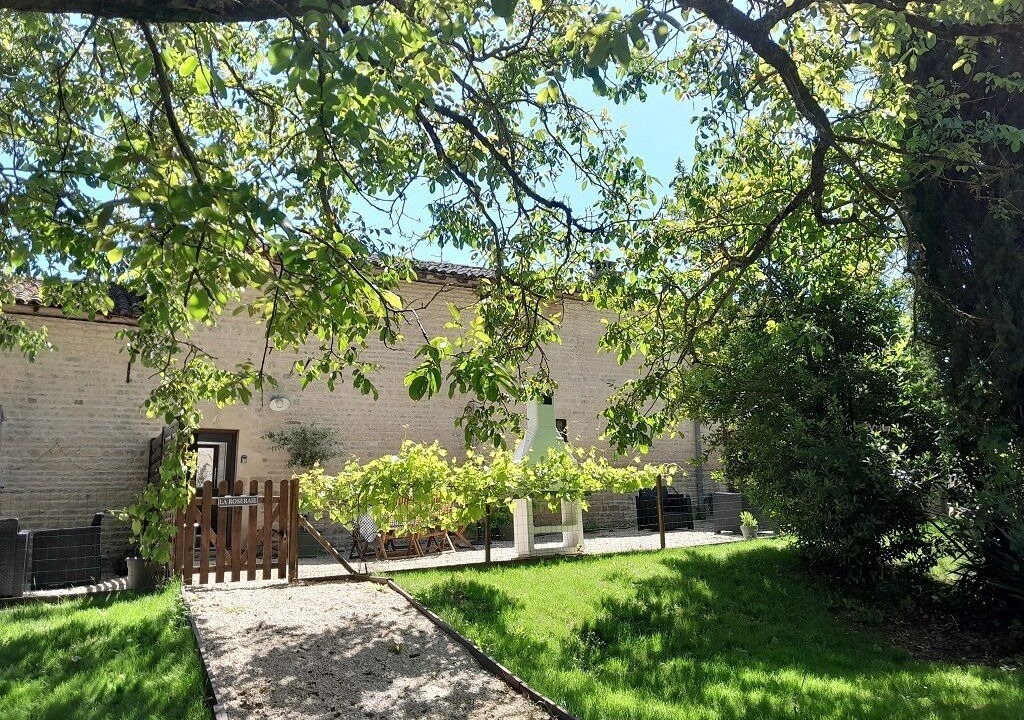 Photo of Outdoor in La Bataille